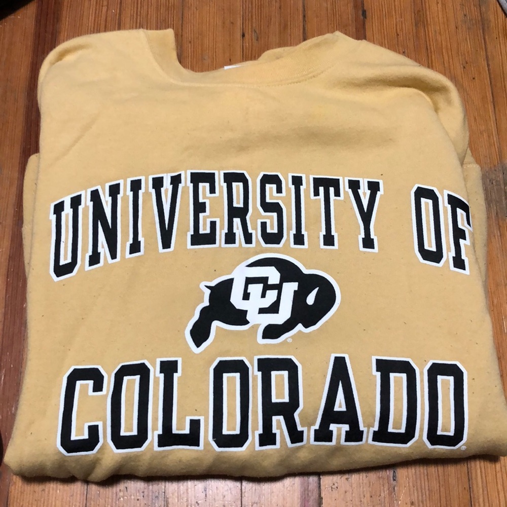 CU Boulder yellow crew neck longsleeve sweatshirt